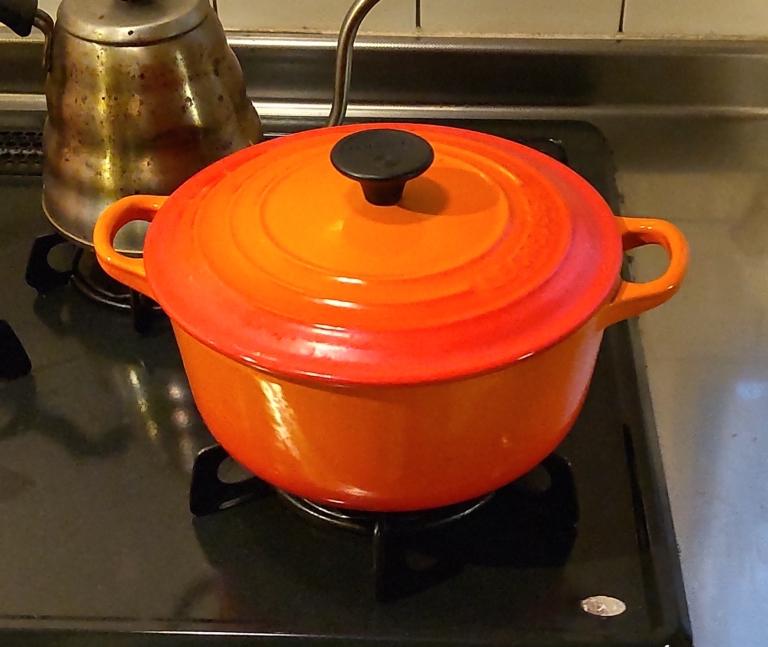 LE CREUSET - ル・クルーゼ ココット オーバル 25cmの+spbgp44.ru